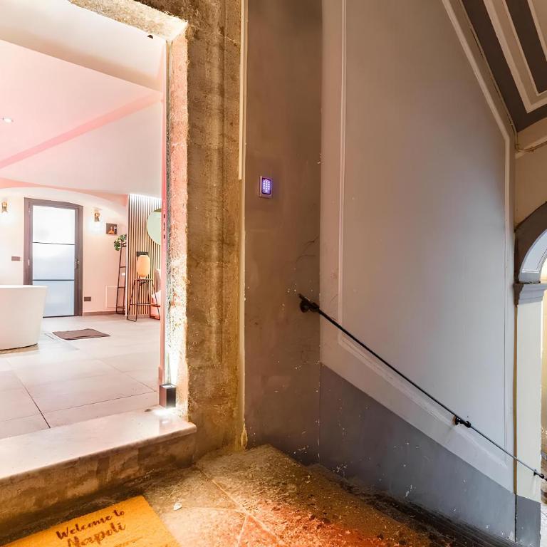 [Jacuzzi - Centro Storico] La goccia di S.Gennaro - One-Bedroom Apartment - 19
