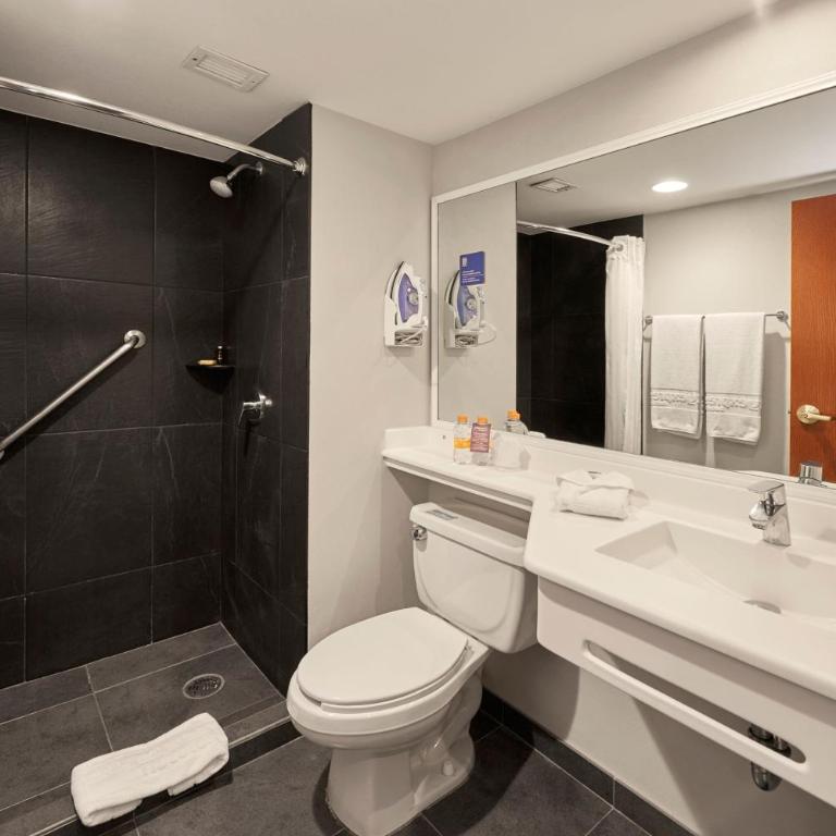 City Express Plus by Marriott Cabo San Lucas - Habitación con cama grande - 7