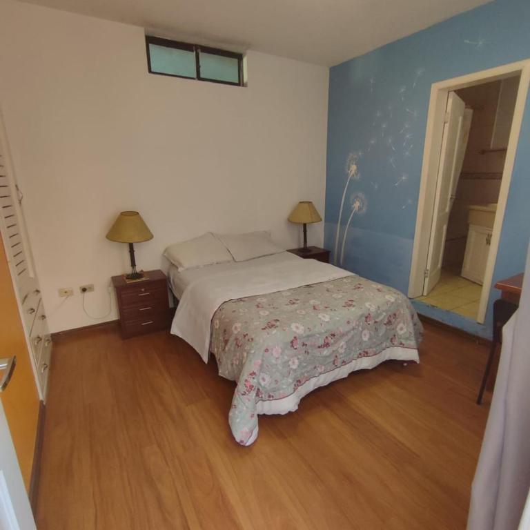Mayra's Apartments and Spanish School - Habitación Doble con baño compartido - 9