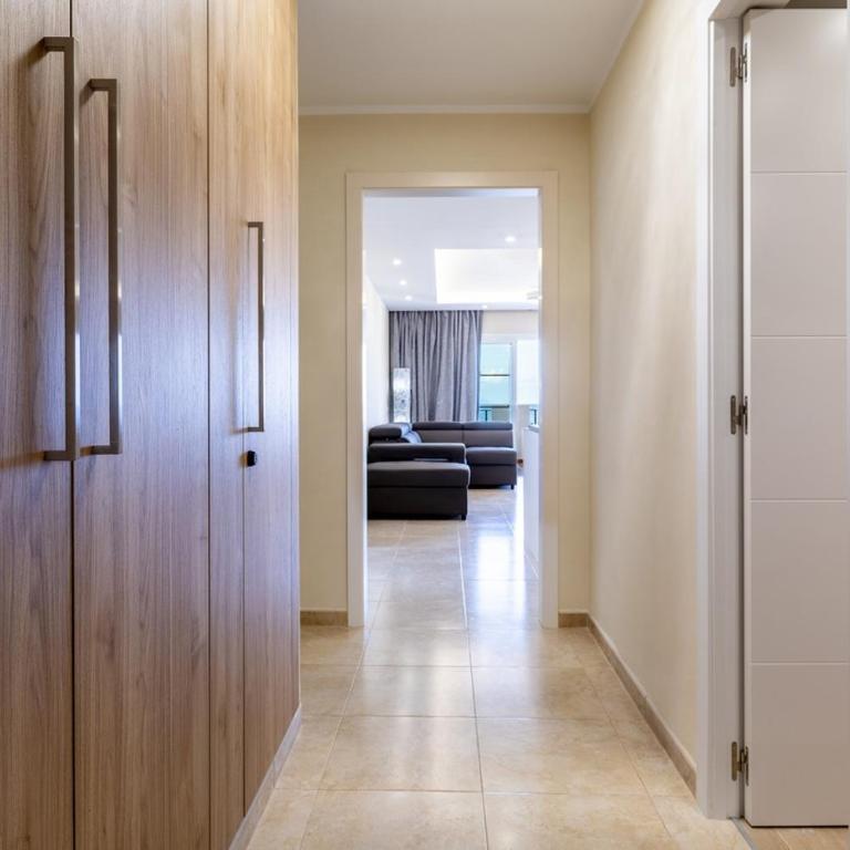 Sea front Costa Adeje Spacious 2 bedroom apartment - Apartamento de 2 dormitorios - 23