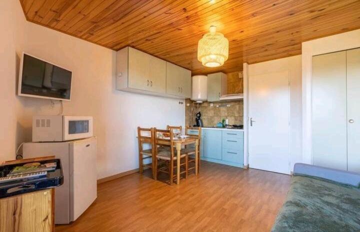 Studio cabine 4 personnes Résidence Le Péric A Terrasse avec vue - One-Bedroom Apartment - 14