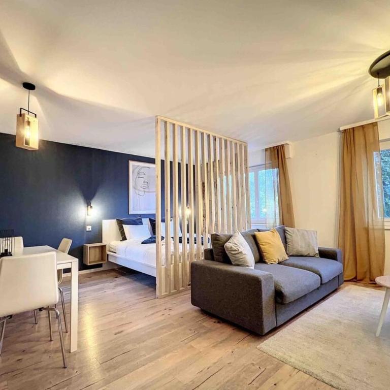 Primeroses I 43m2 I Balcony I Near the centre 9 min - Appartement 1 Chambre - 11