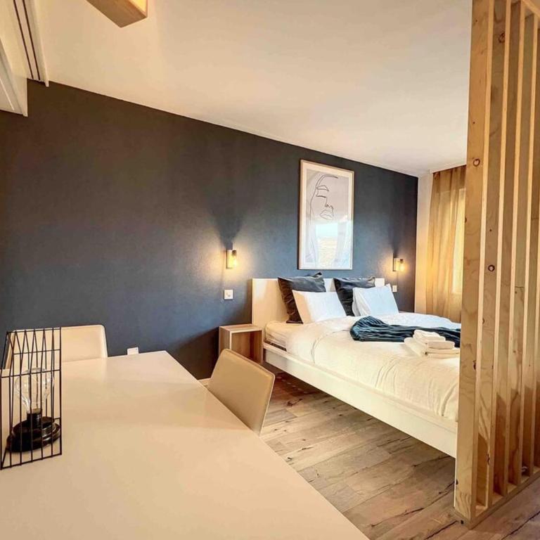 Primeroses I 43m2 I Balcony I Near the centre 9 min - Appartement 1 Chambre - 15