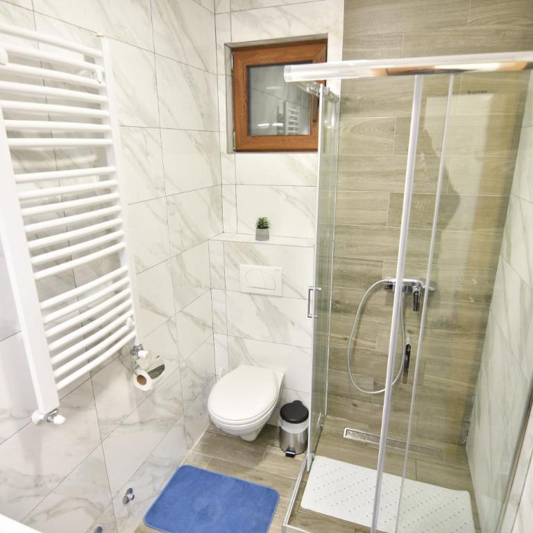 Brvnara Mont 3 - One-Bedroom Chalet - 11
