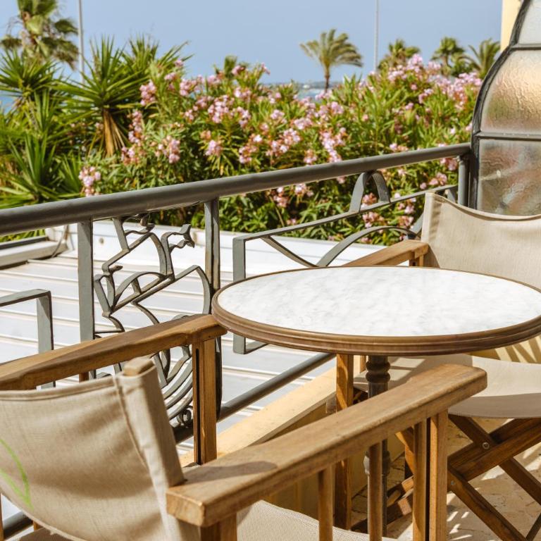 Hôtel du Bord de Mer "Le Vanillé" - Chambre Double Deluxe avec Balcon - Vue sur Mer - 8