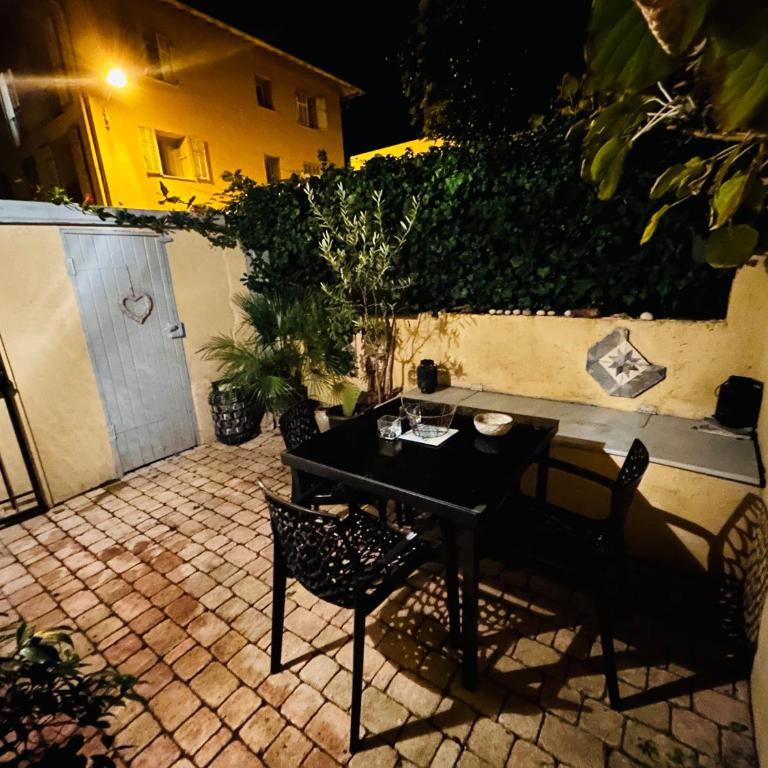 Charmante 3 Zimmer, Stadtwohnung - Appartement avec Terrasse - 12