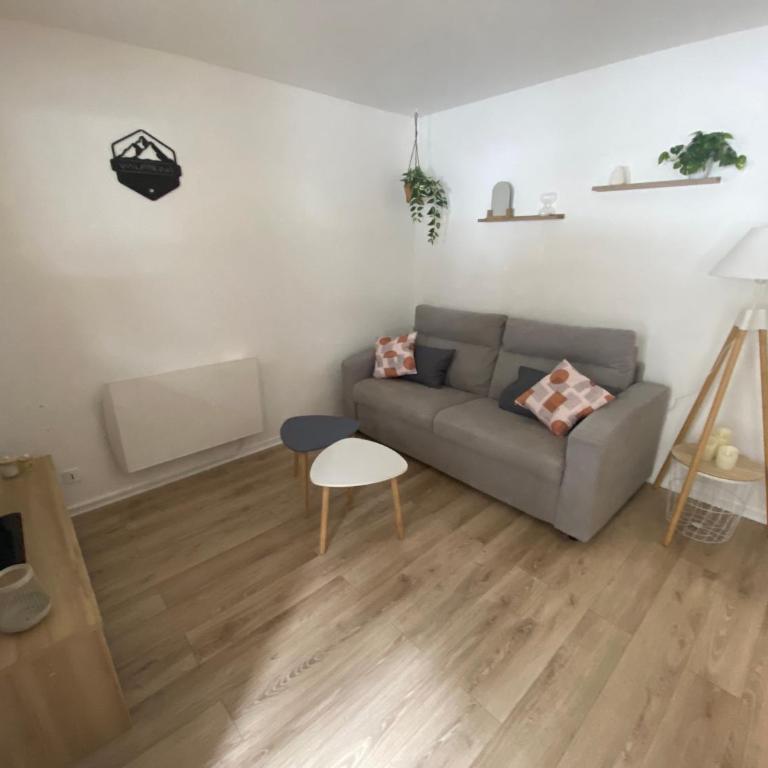 Appartement au pied des pistes et commerces - 5 personnes - Apartamento de 1 dormitorio - 2