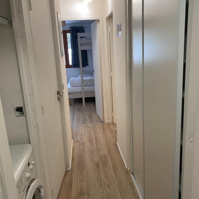 Appartement au pied des pistes et commerces - 5 personnes - Apartamento de 1 dormitorio - 11