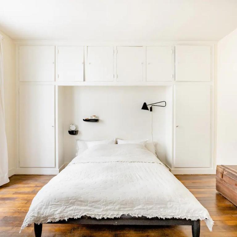 Bel appartement Ile saint Louis, Paris centre - Chambre Double avec Salle de Bains Commune - 2