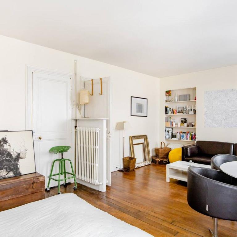 Bel appartement Ile saint Louis, Paris centre - Chambre Double avec Salle de Bains Commune - 1