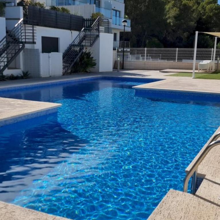 Magnificent view and pool - Three-Bedroom House - 43