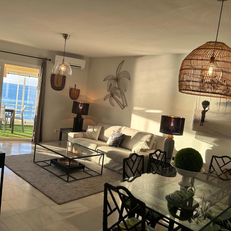APARTAMENTO EN PRIMERA LINEA/BEACHFRONT APARTMENT - Apartamento de 3 dormitorios - 8