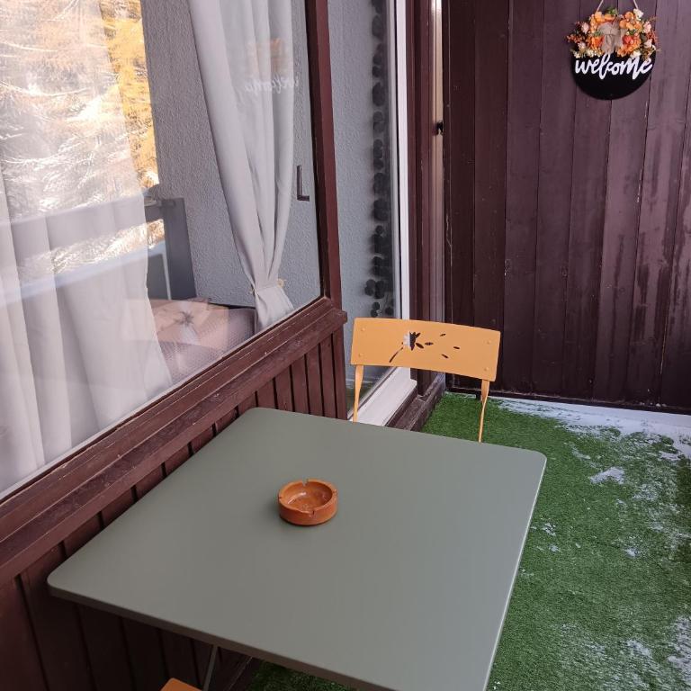 STUDIO le FOREST SKIS AUX PIEDS - Studio with Mountain View - 11