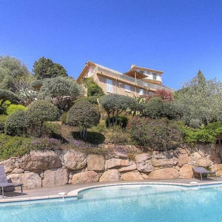 Appartement vue mer en Résidence avec piscine - Maison 4 Chambres - 1