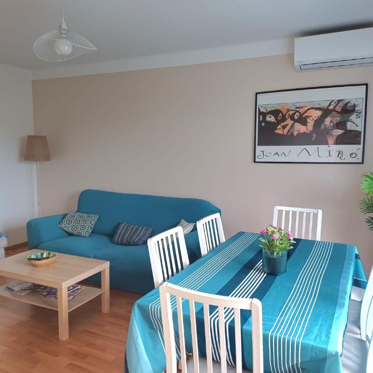 3 chambres, bien placé, calme et spacieux avec balcon et parking - Appartement 3 Chambres - 2