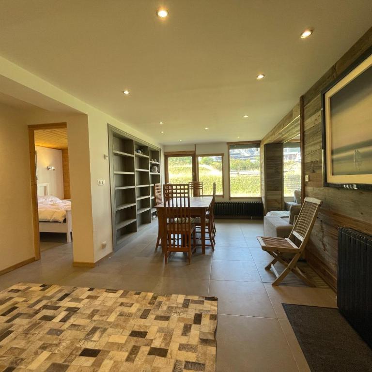 Ski in-Ski out! Spacious & Stylish Apartment for 8 in the heart of Lavachet - Appartamento - 12