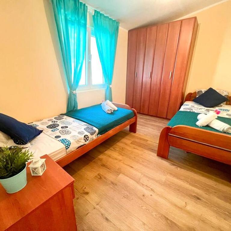 Household Vlaovic - Four-Bedroom House - 40