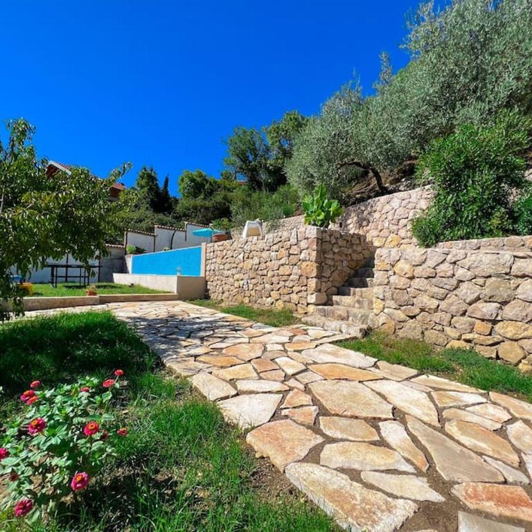 Household Vlaovic - Four-Bedroom House - 4