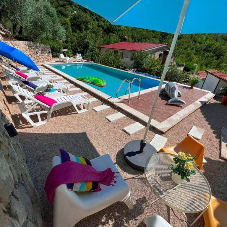 Household Vlaovic - Four-Bedroom House - 8