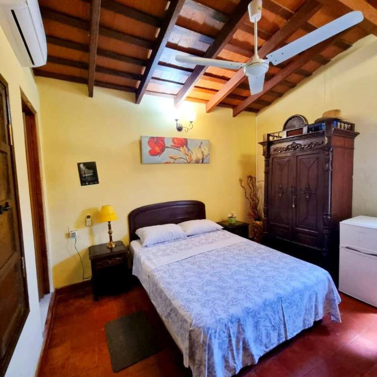 Hostal Mi lugar Vintage - Habitación Doble con terraza - 5