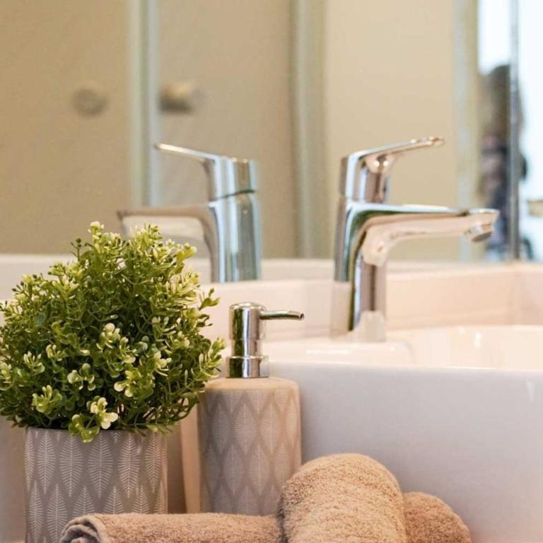 Charmante Ferienwohnung mit Sauna und Schwimmbad im zauberhaften Bayerischen Wald - Apartamento con balcón - 21