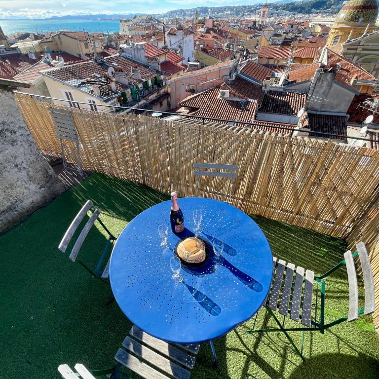 Triplex Toit-Terrasse Authentique Vieux-Nice & Mer - Appartement avec Terrasse - 34