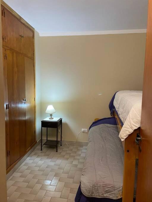 CASA HERMOSA EN LA MEJOR ZONA PARQUE . DISFRUTALA! - Three-Bedroom House - 11