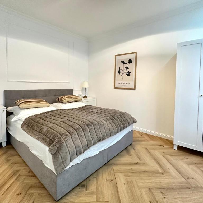 MIRABELLE Homes - Studio mit Kingsize-Bett und Schlafsofa - 3