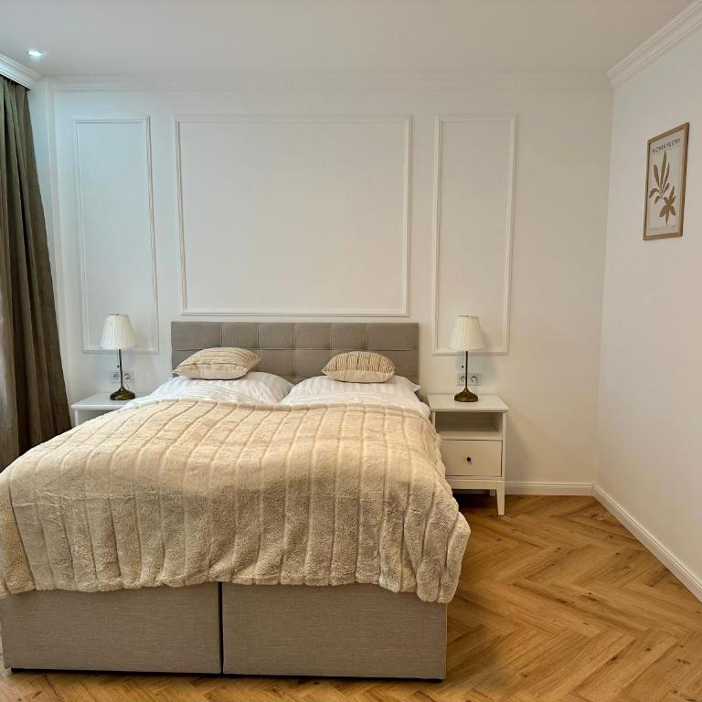 morand I Apartments - Deluxe Dreibettzimmer - 1