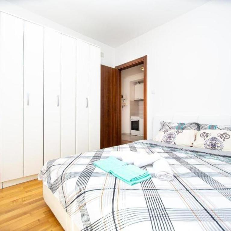 Apartmans Budva centar - Apartman sa 1 Spavaćom Sobom - 5