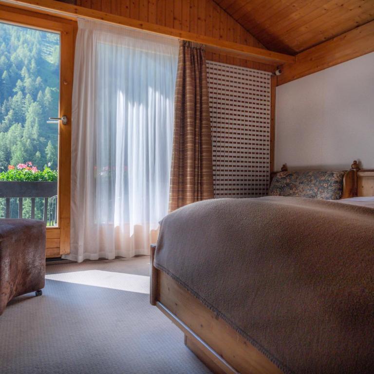 Hôtel Cristal - Swiss Riders Lodge Grimentz - Standard Doppelzimmer - 4