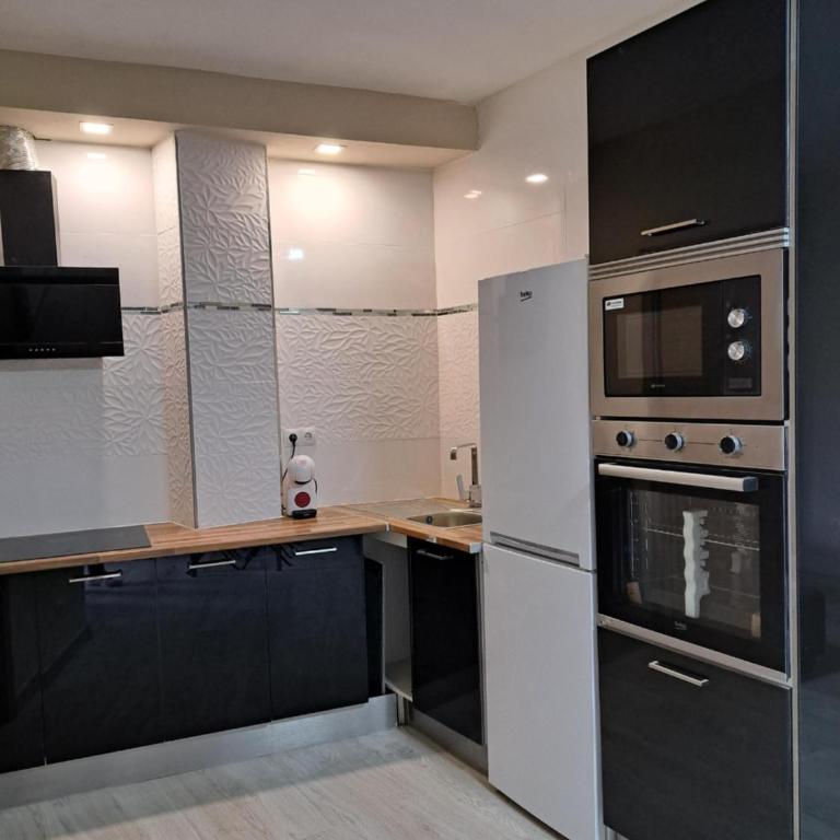 MERIDIANA sant andreu 4 bedrooms - Apartment - 2