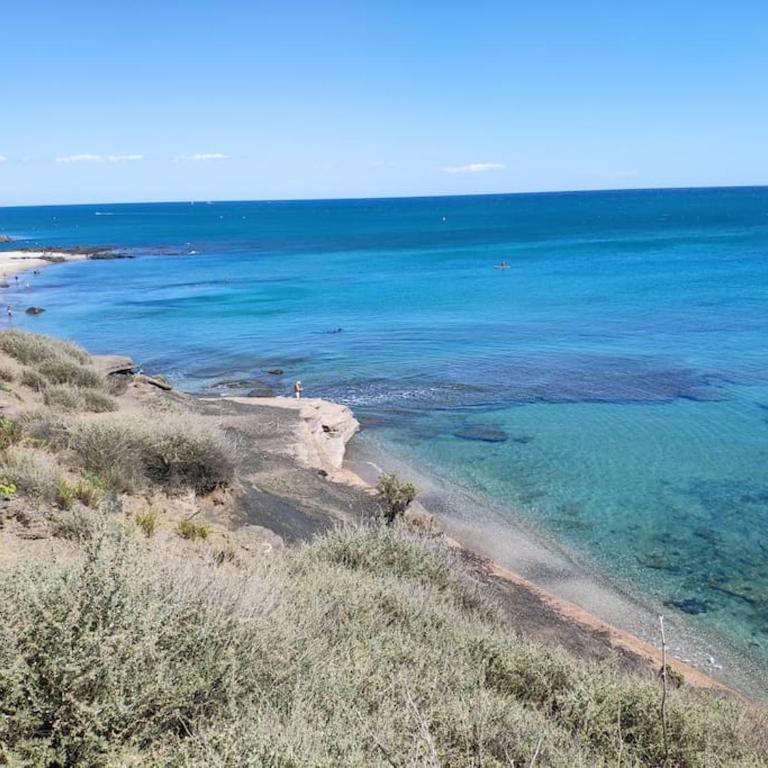 Belle vue mer, plage 90 m, parking, loggia, wifi. - Apartment mit 1 Schlafzimmer - 28