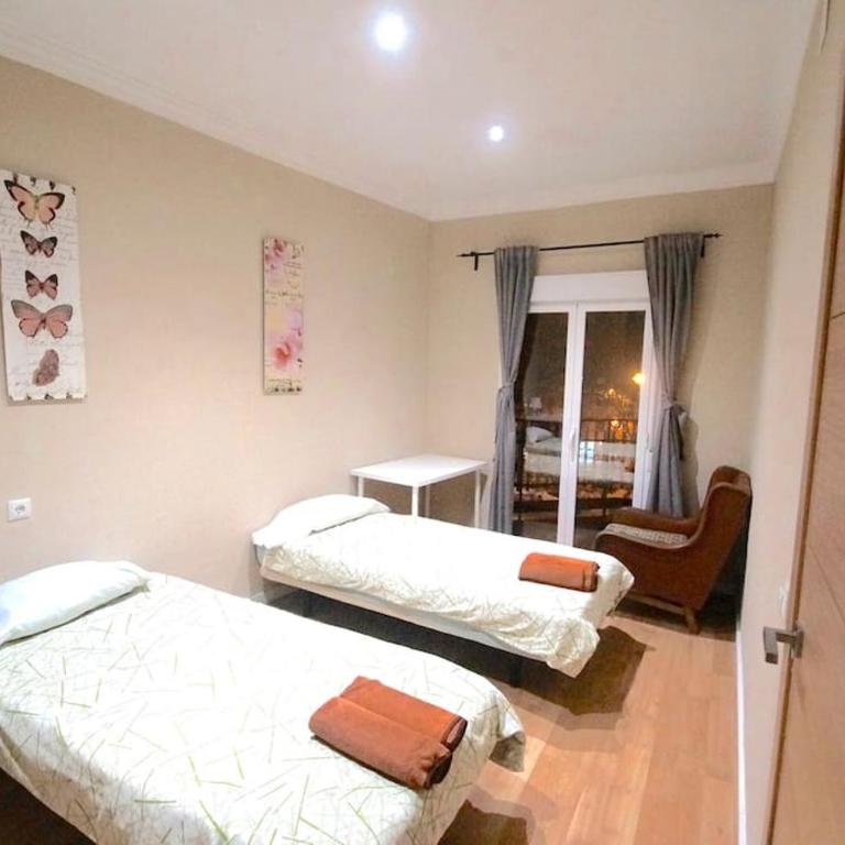 MERIDIANA CLOT 4 bedrooms 2 bathrooms - Apartment - 10