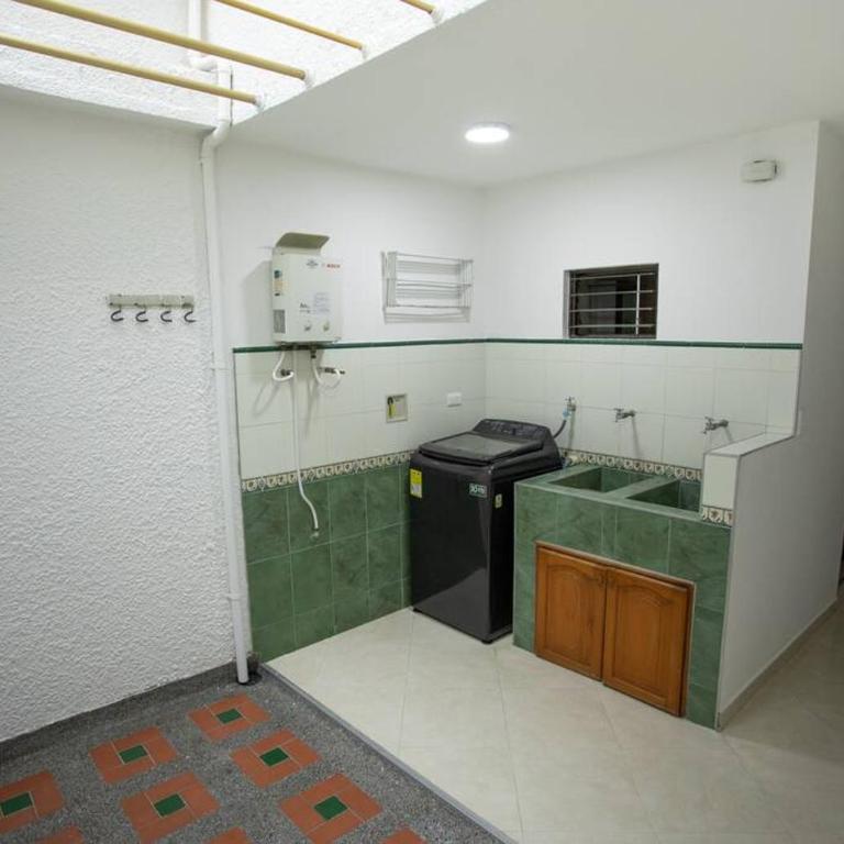 Acogedor y cómodo apto en La Floresta, Medellín - Apartamento de 3 dormitorios - 34