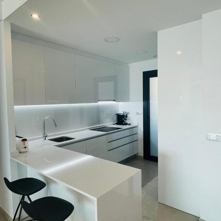 Sunset Cliffs by Mar Holidays - Apartamento de 2 dormitorios - 17