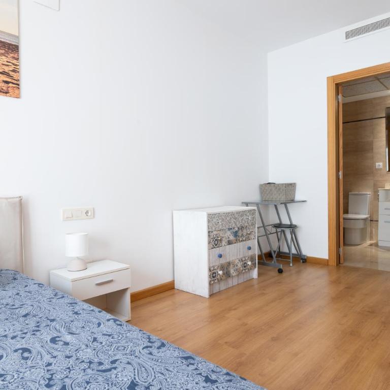 FiveStepsToSea - Beach Apartment Valencia - Apartment with Sea View - 24