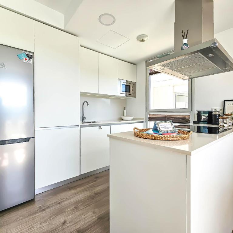 2 bedroom penthouse in Serenity Collection in Estepona - Two-Bedroom Apartment - 9
