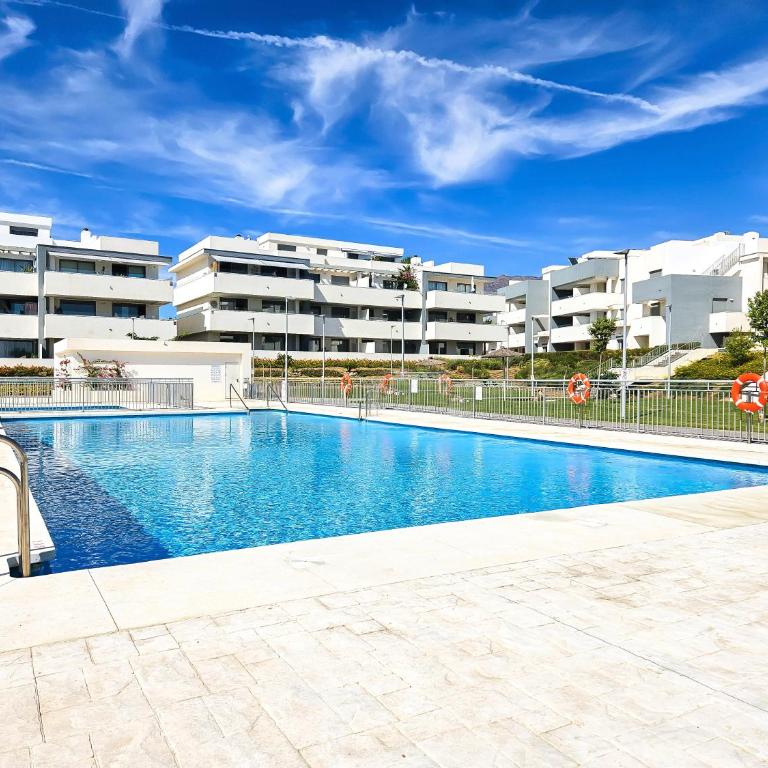 2 bedroom penthouse in Serenity Collection in Estepona - Two-Bedroom Apartment - 32