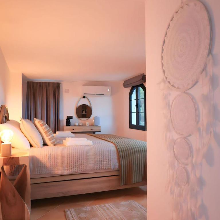 La Pina Verde - Habitación con cama extragrande y vistas al jardín - 2
