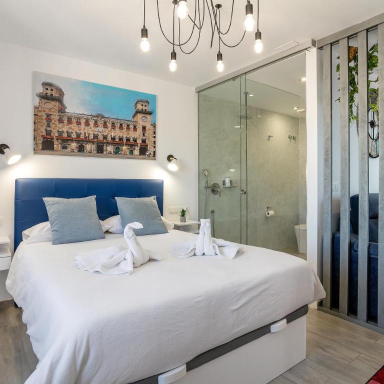 Sky Suites Alicante - Studio Apartment with Sea View 23rd floor - 5