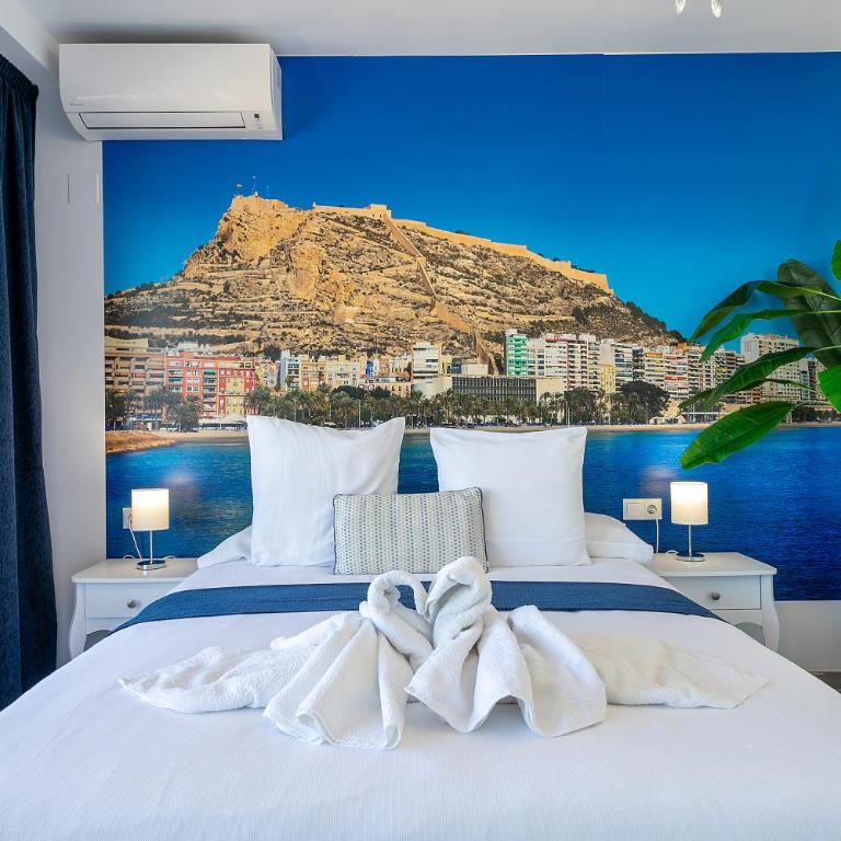 Sky Suites Alicante - One-Bedroom Apartment with Mountain View 28th floor - 15
