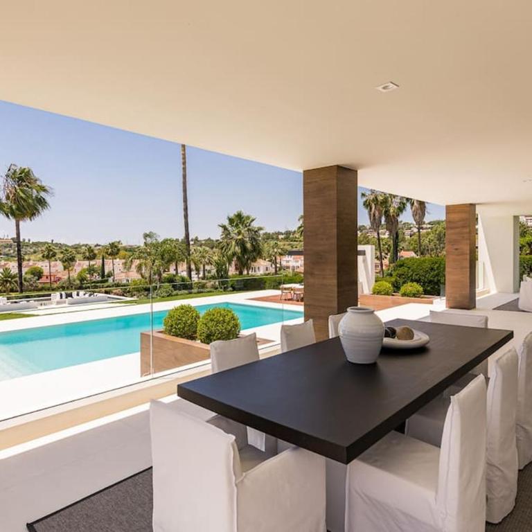 Villa OAK - 6-Bedroom Villa with Cinema Room and Pool - Villa - 12