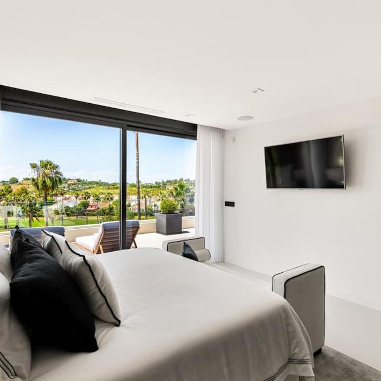 Villa OAK - 6-Bedroom Villa with Cinema Room and Pool - Villa - 40