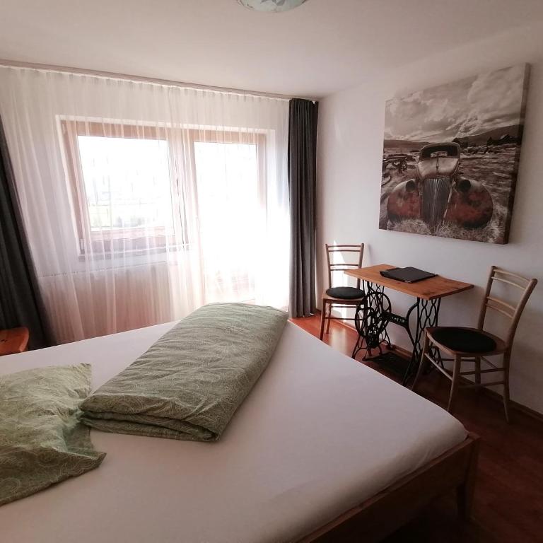 Ortnerhof Ennstal - Einzelzimmer mit Balkon - 1