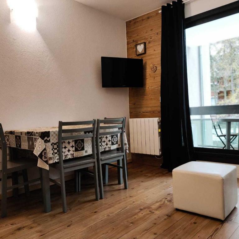 Studio au pied des pistes pour 4 personnes avec grand balcon - FR-1-504-621 - Studio - 14