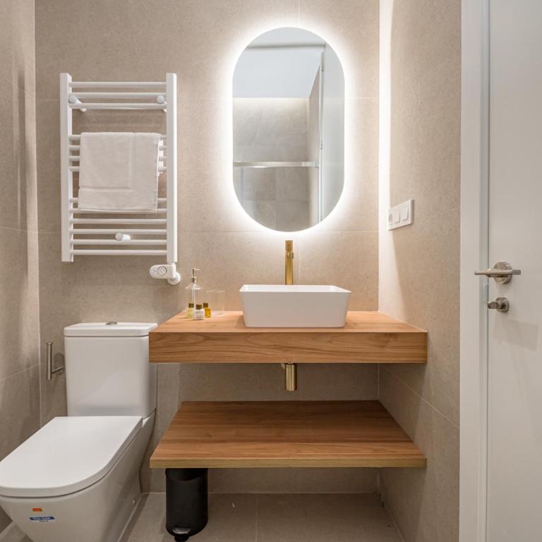LaLatina IV calle Conde de Romanones 4BR 4BH - Apartment - 55