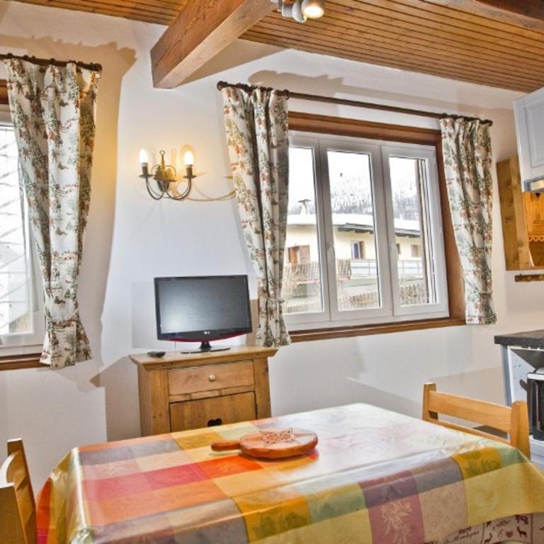 Appartement 2 pièces avec Wi-Fi et parking à Saint-Chaffrey - FR-1-762-22 - Appartement - 6