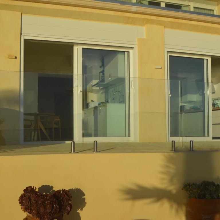 Maravilloso Apartamento AMANECER CABO a pie de playa y mar en CHALET ROQUETES - One-Bedroom Apartment - 35