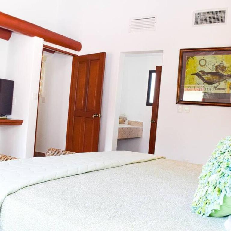 Villa Familiar en exclusivo condominio playacar - Three-Bedroom Villa - 7